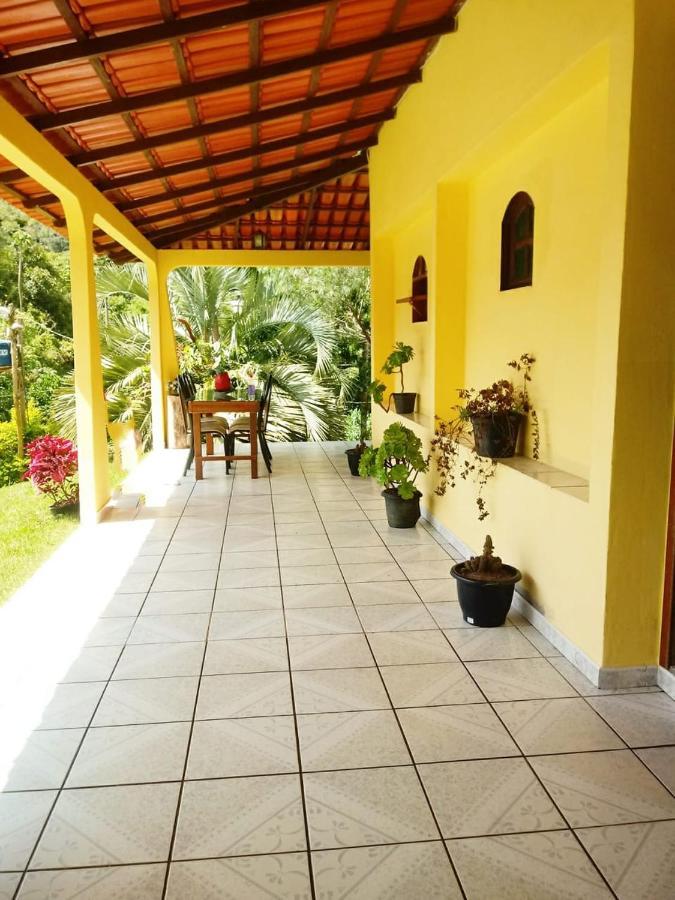 Casa Com Flores Pedra Azul  Exterior foto